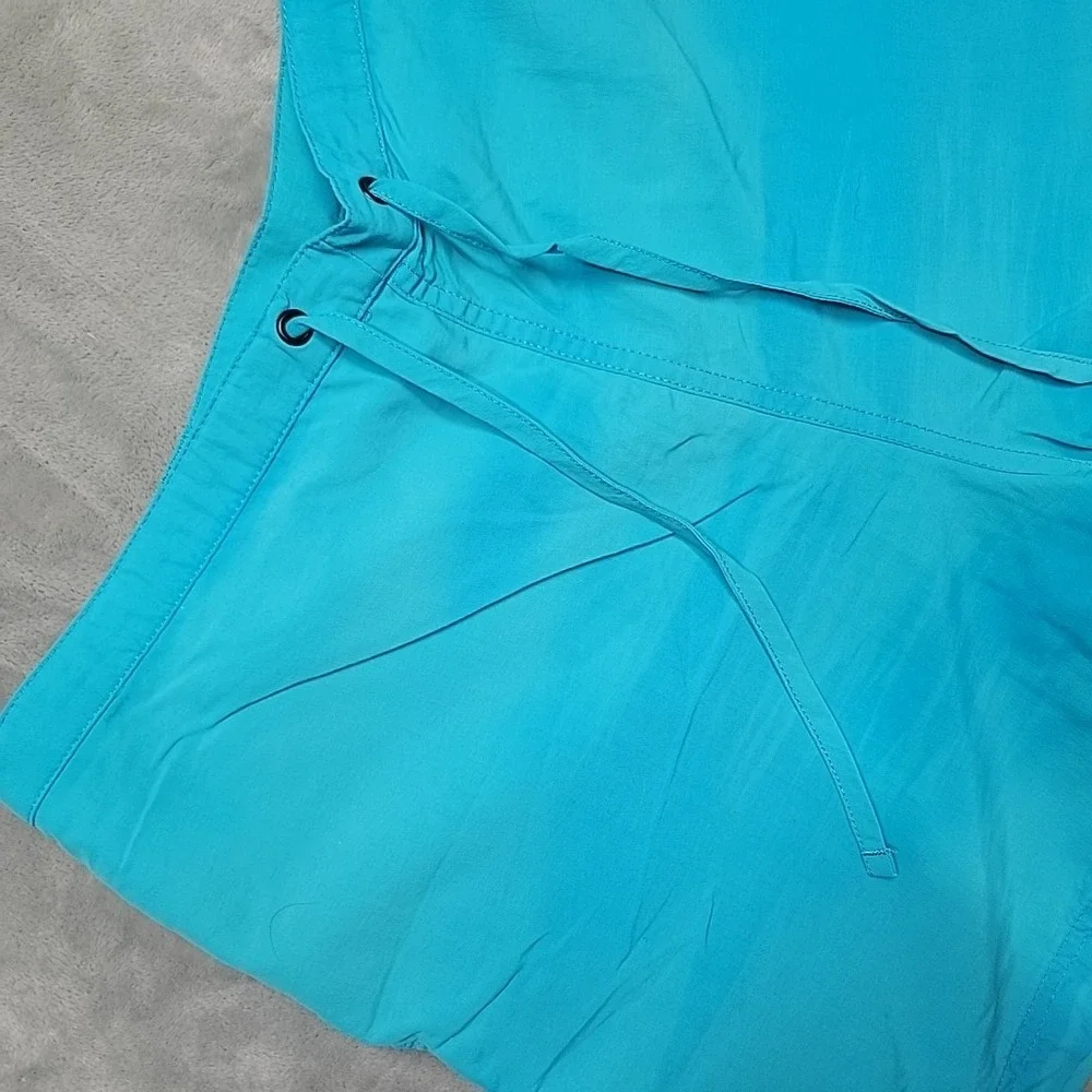L.L. Bean Shorts Mens M Blue Supplex Nylon Board Swim Trunks Hiking Outdoor